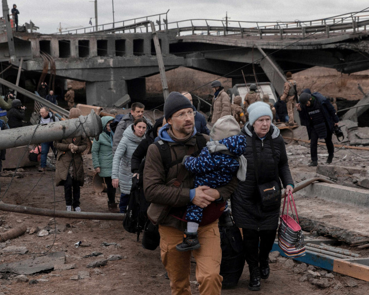Ukraine People Fleeing